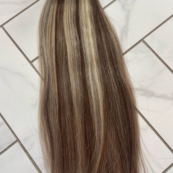 5 packs of 100% Remy Human extension hair Weft 
16 inches/ color P4/60/ 100grams - Picture 7 of 7